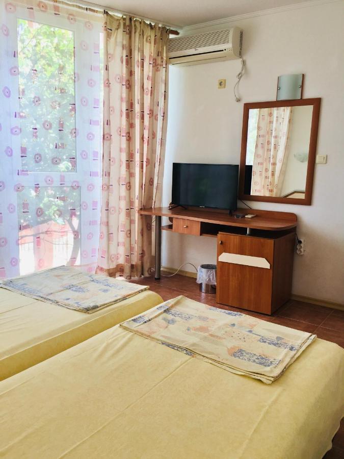 Hotel Sofia Beach Nesebar Esterno foto