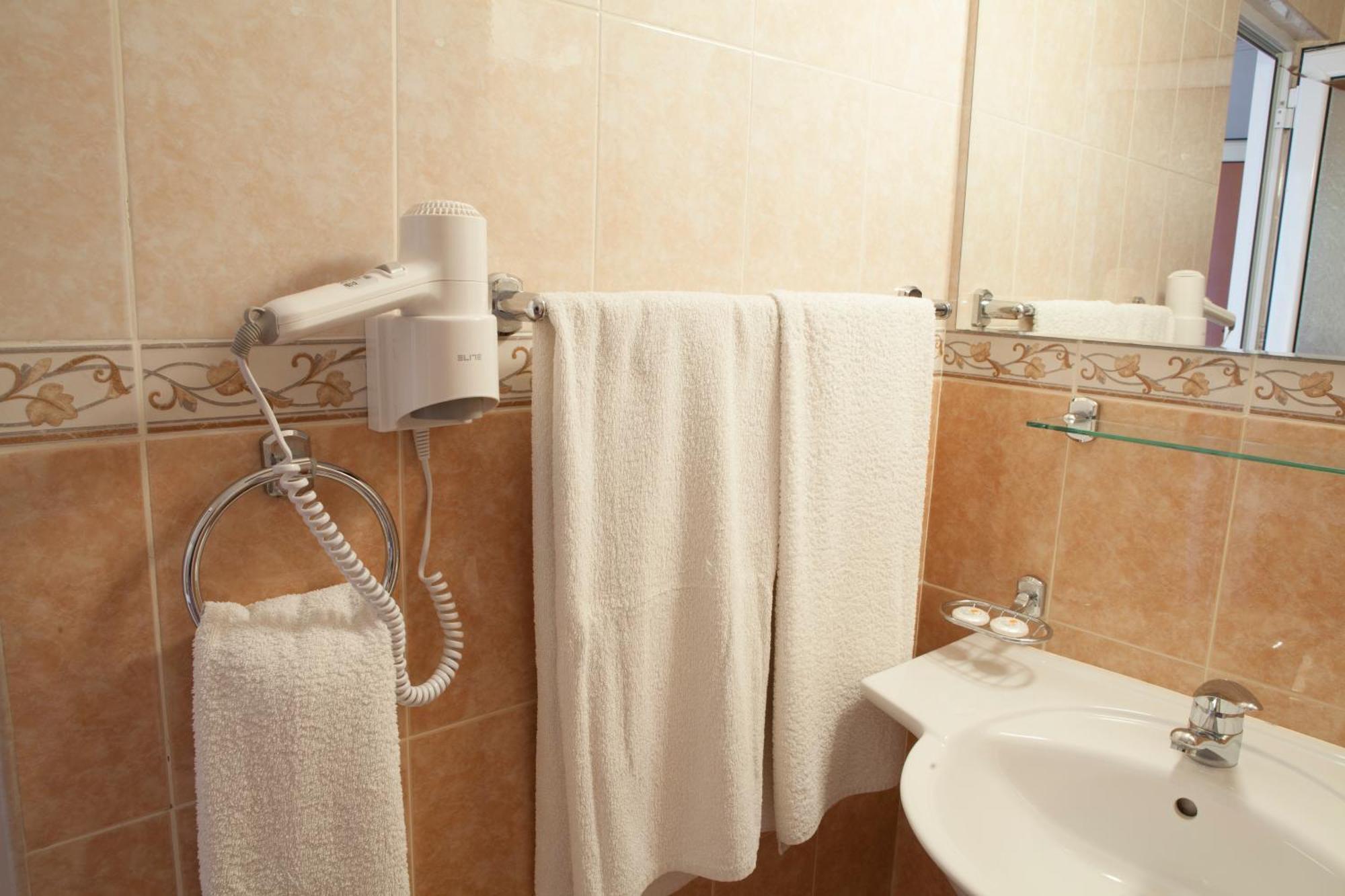 Hotel Sofia Beach Nesebar Esterno foto