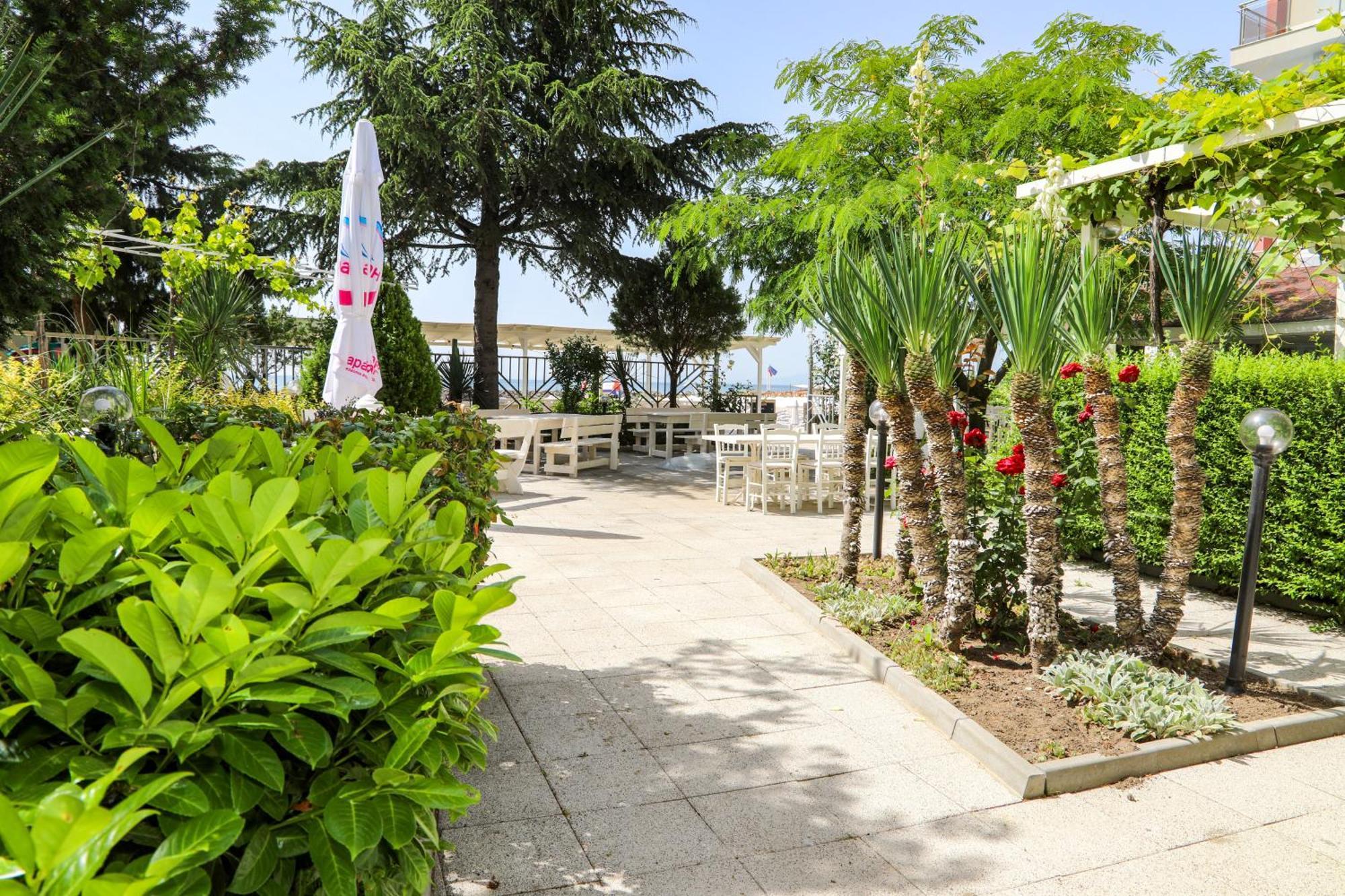 Hotel Sofia Beach Nesebar Esterno foto