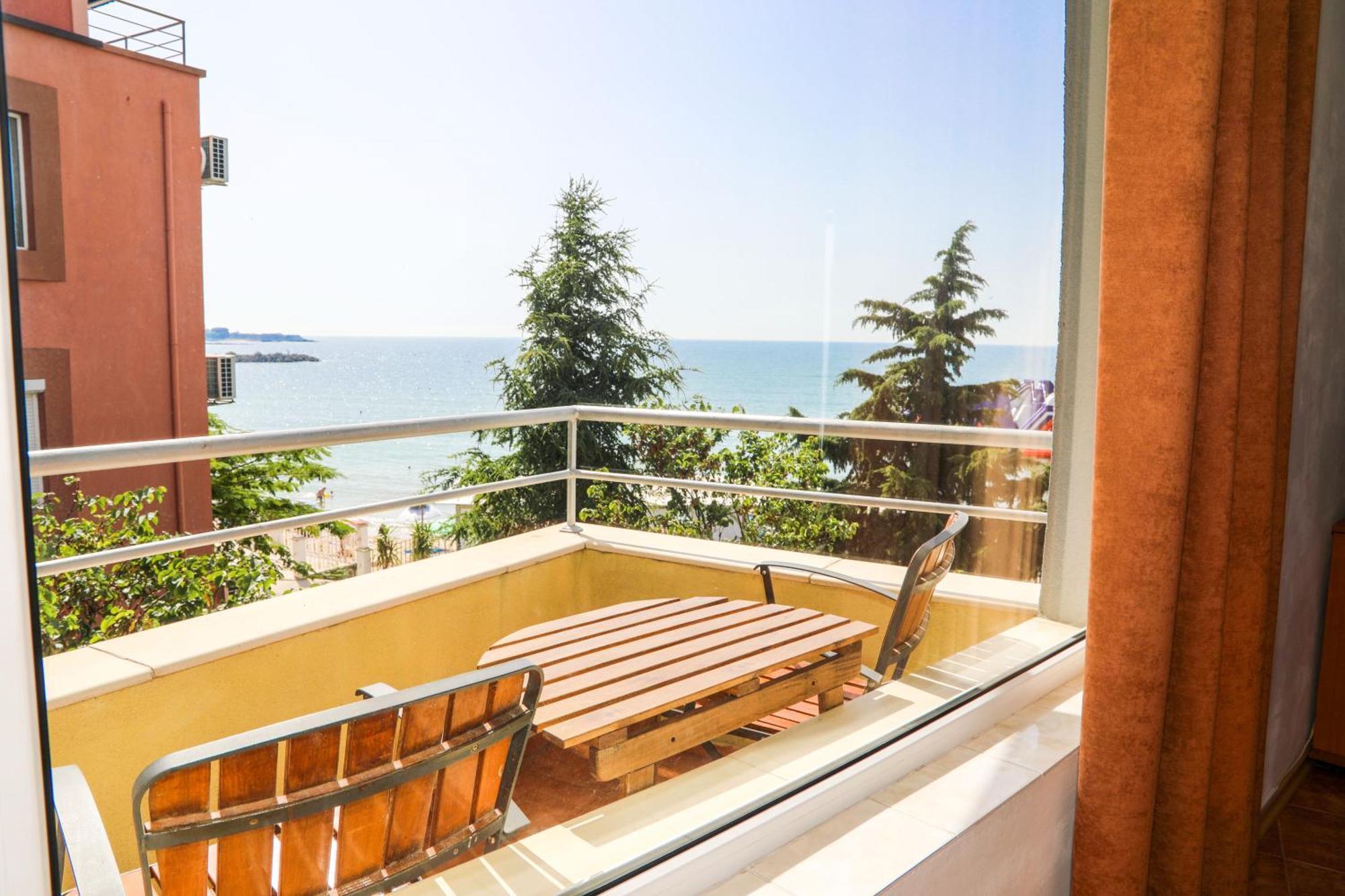 Hotel Sofia Beach Nesebar Esterno foto