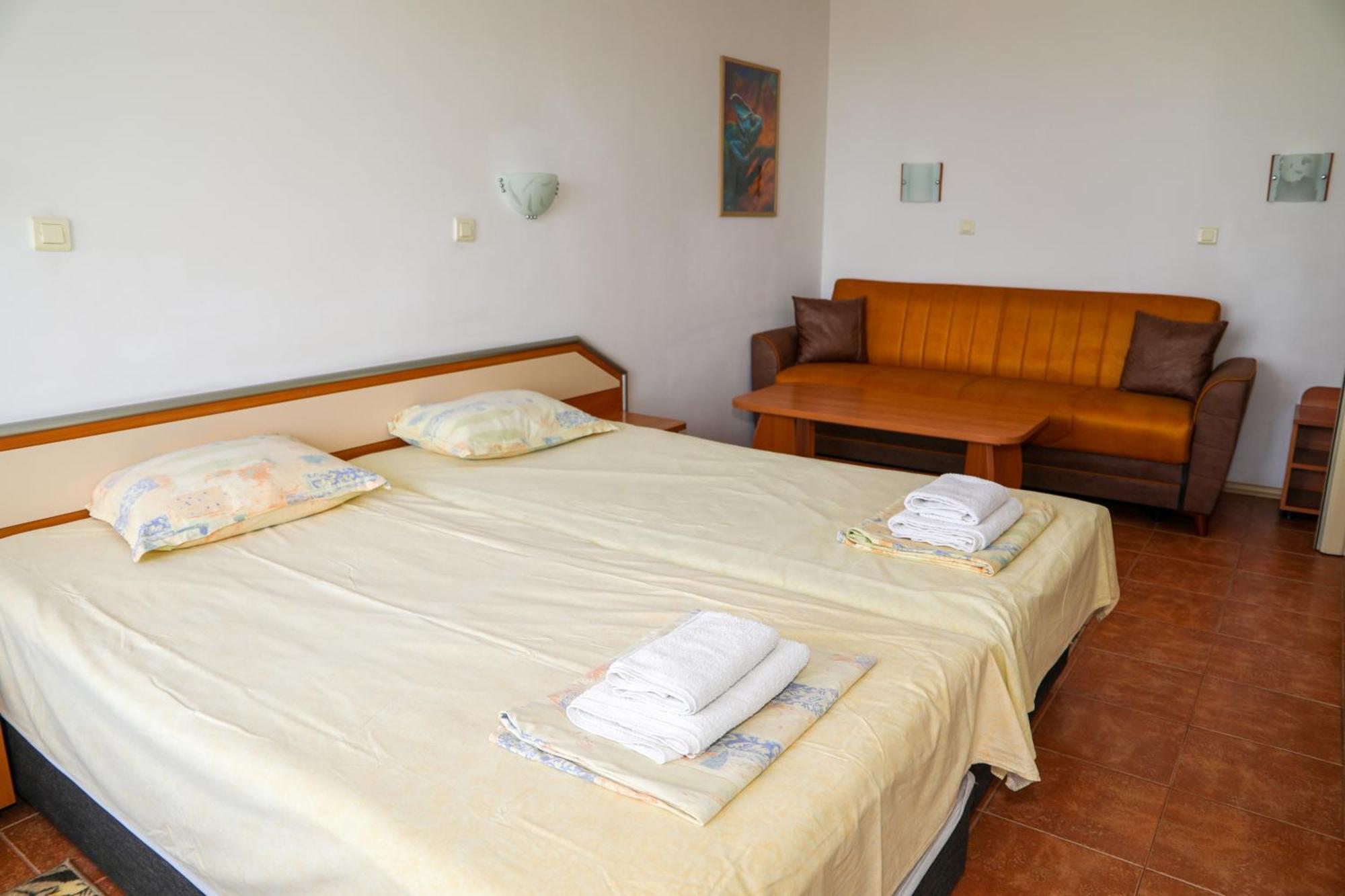 Hotel Sofia Beach Nesebar Esterno foto