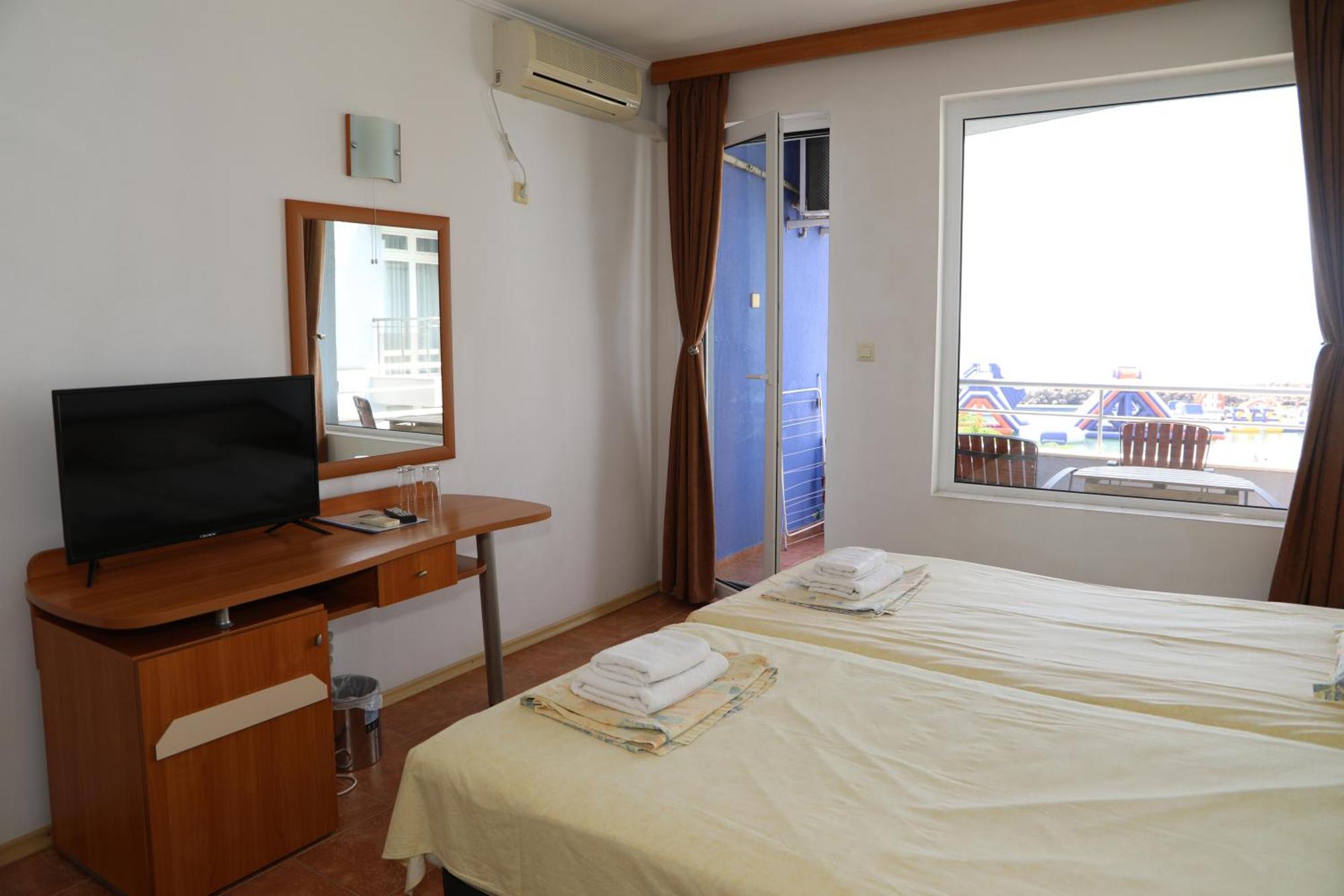 Hotel Sofia Beach Nesebar Esterno foto